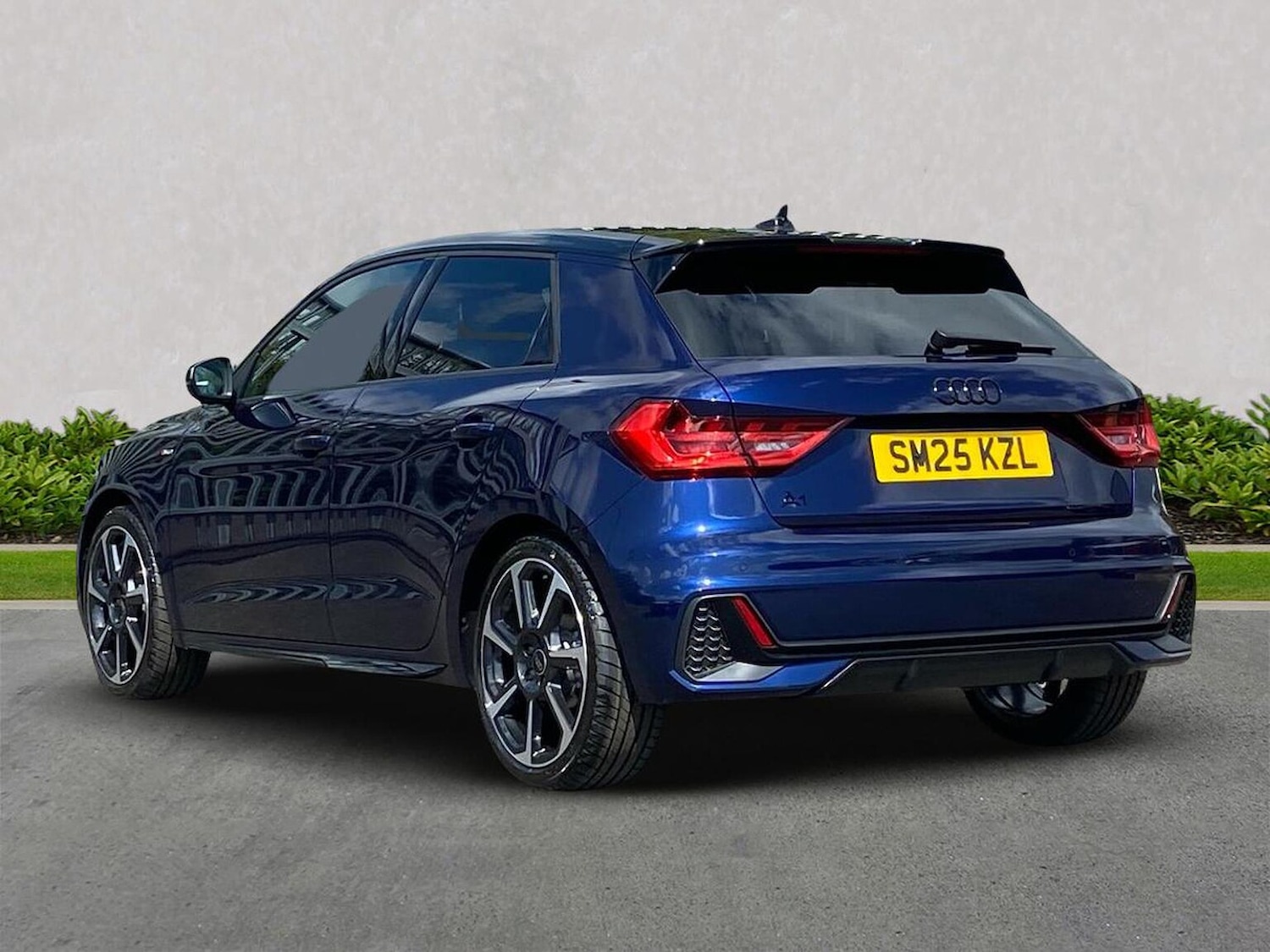 Used Audi A1 2025 for sale - 76114235: Photo 2