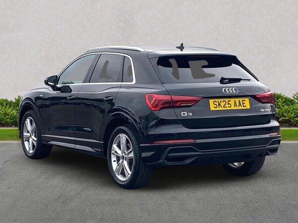 Used Audi Q3 2025 for sale - 76268268: Photo 2