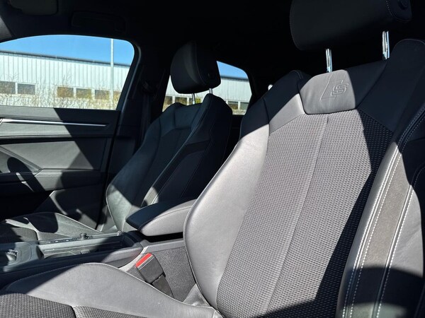 Used Audi Q3 2020 for sale - 75439290: Photo 29
