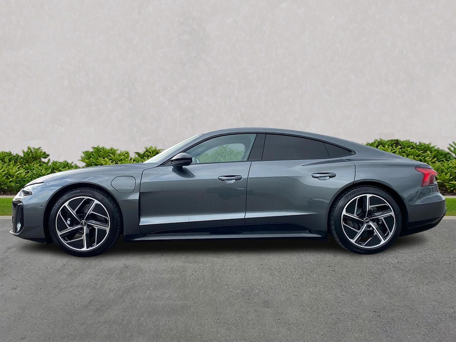 Used Audi e-tron GT 2024 for sale - 76164904: Photo 19
