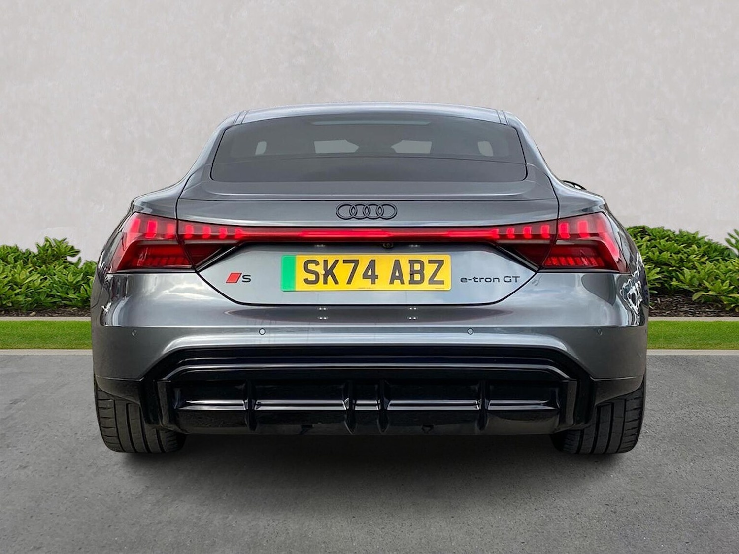 Used Audi e-tron GT 2024 for sale - 76164904: Photo 4