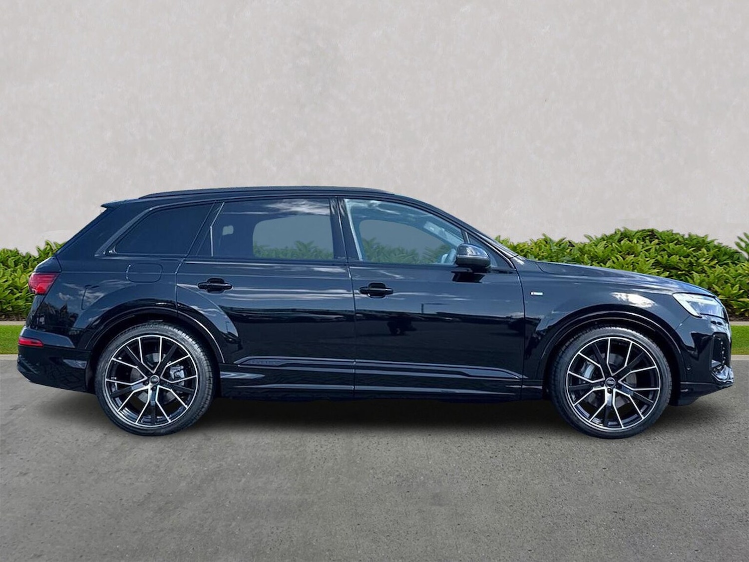 Used Audi Q7 2025 for sale - 76164905: Photo 3