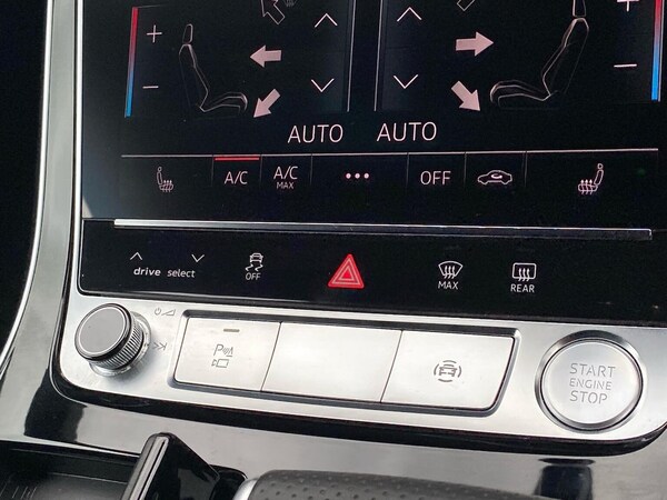 Used Audi Q8 2020 for sale - 76194537: Photo 22