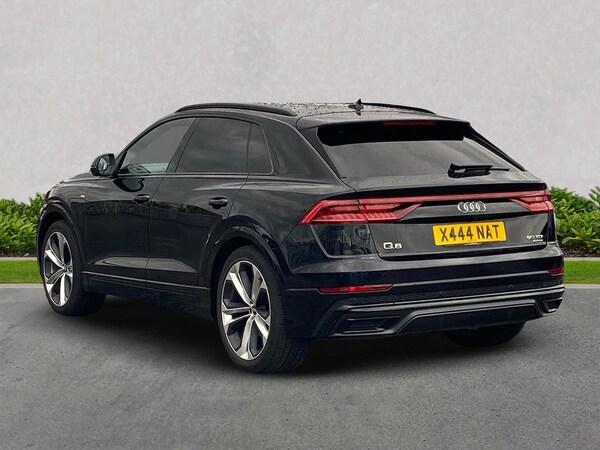 Used Audi Q8 2020 for sale - 76194537: Photo 2