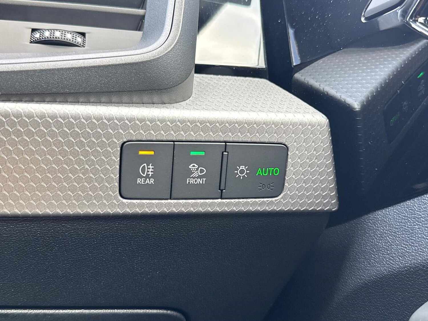 Vehicle 28