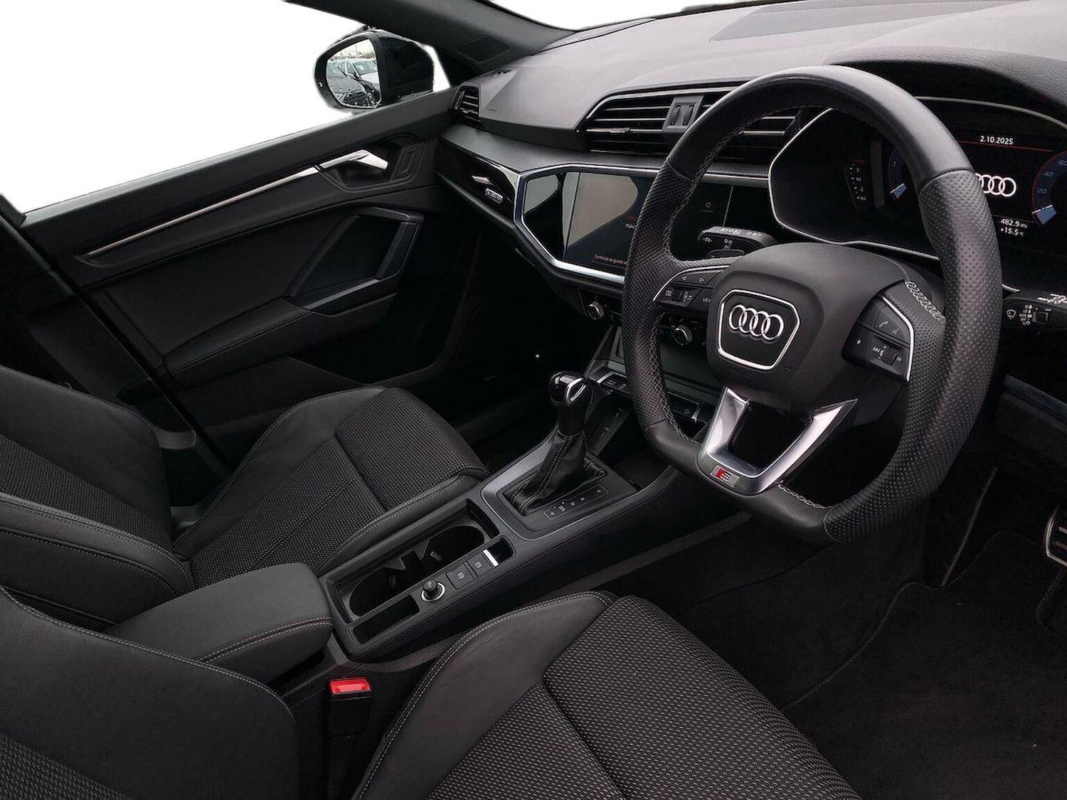 Used Audi Q3 2023 for sale - 76149570: Photo 15