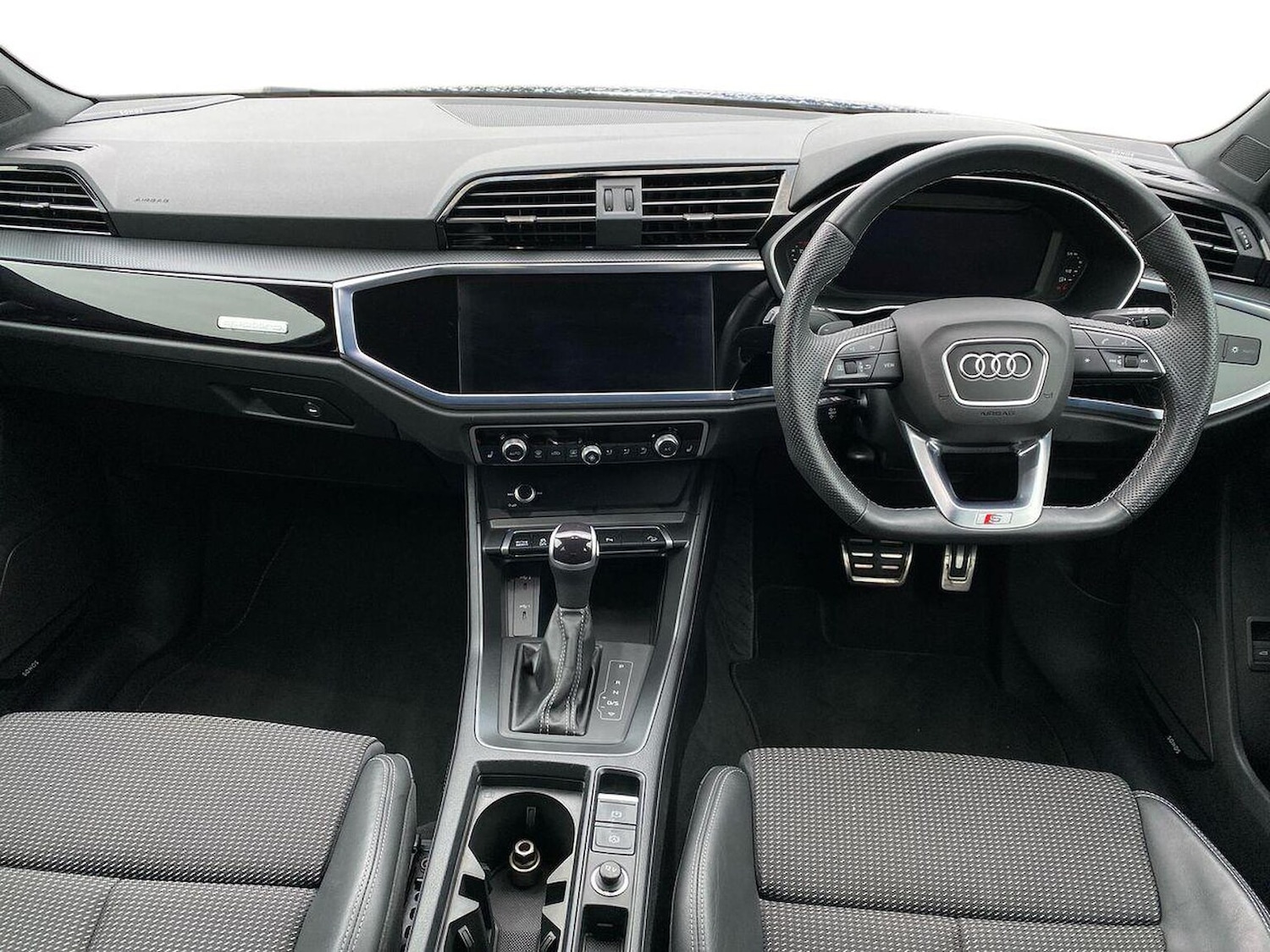 Used Audi Q3 2023 for sale - 76149570: Photo 8