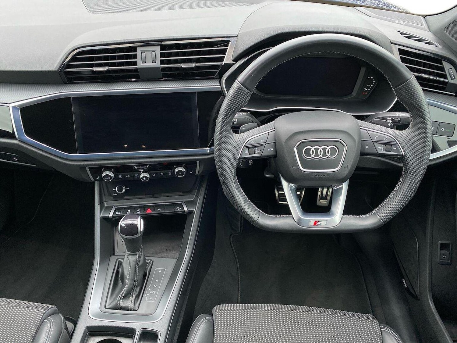 Used Audi Q3 2023 for sale - 76149570: Photo 9