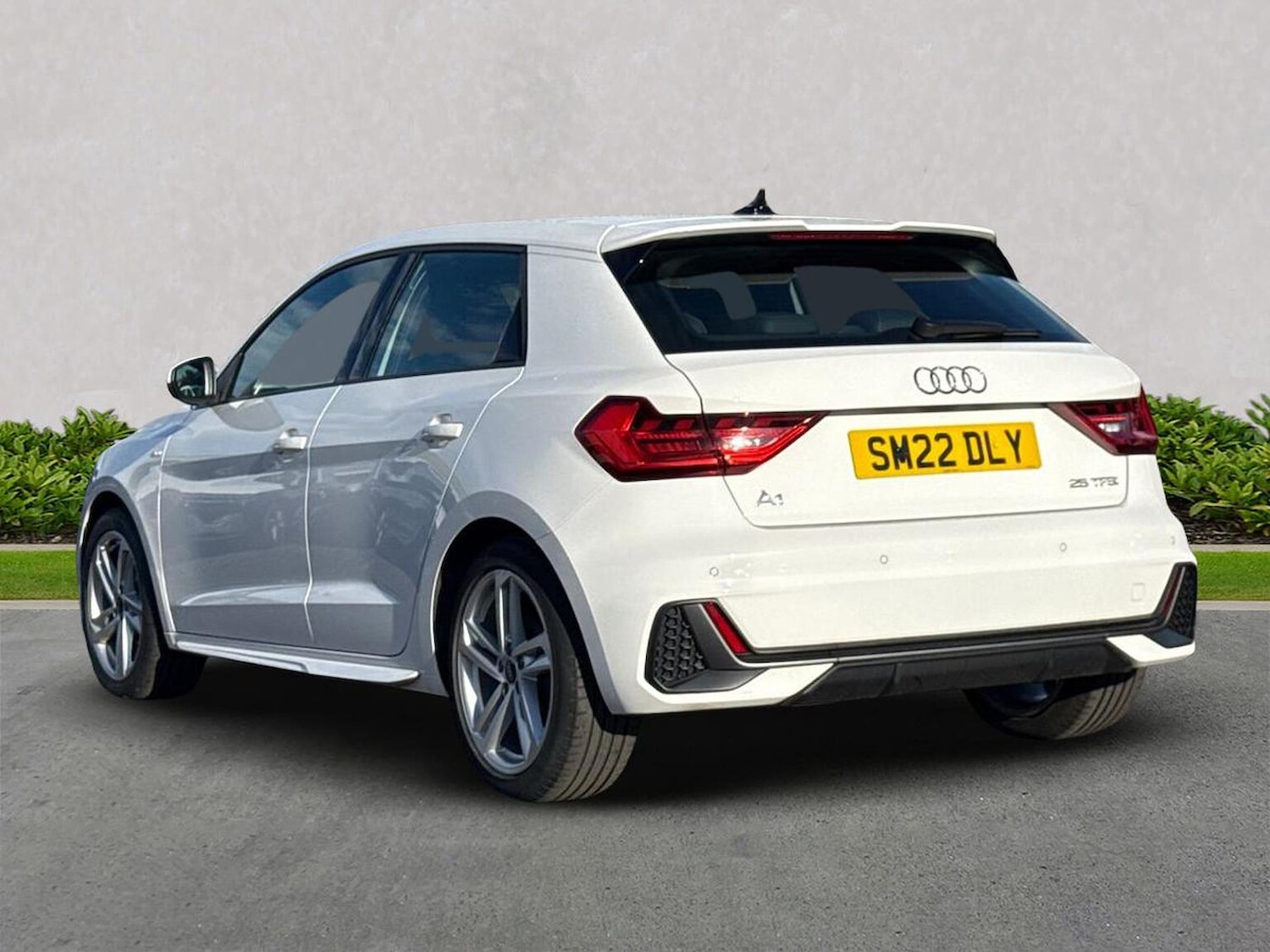 Used Audi A1 2022 for sale - 76257842: Photo 2