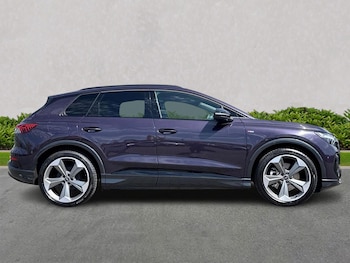 Used Audi Q4 e-tron 2025 for sale - 75436312: Photo