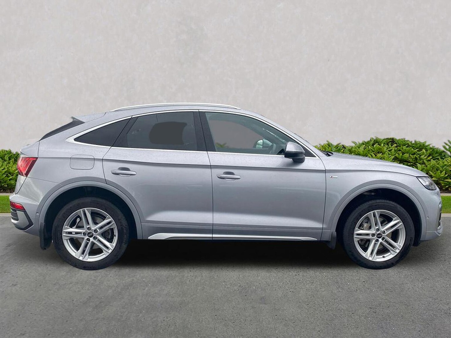 Used Audi Q5 2023 for sale - 76157275: Photo 3
