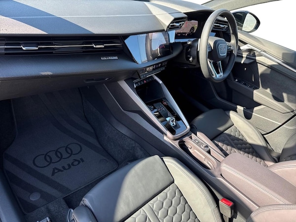 Used Audi RS3 2023 for sale - 75435579: Photo 7