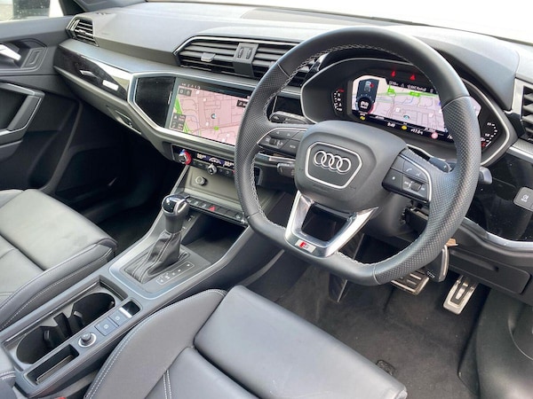 Used Audi Q3 2024 for sale - 75484902: Photo 15