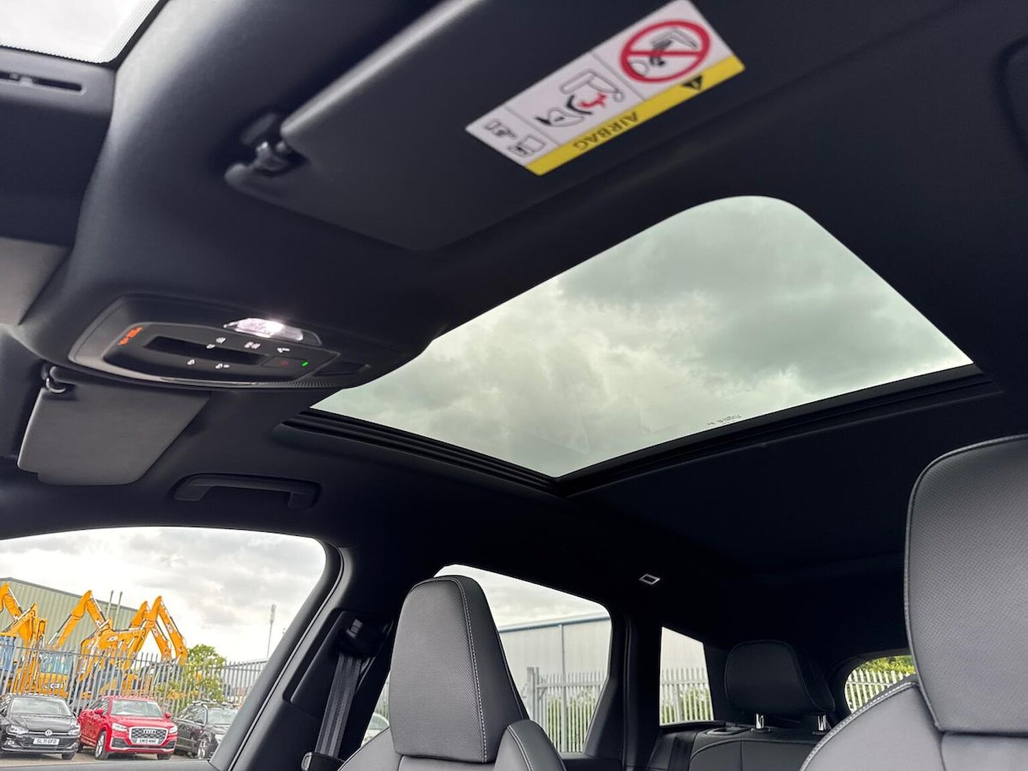 Used Audi Q6 e-tron 2025 for sale - 76164902: Photo 14