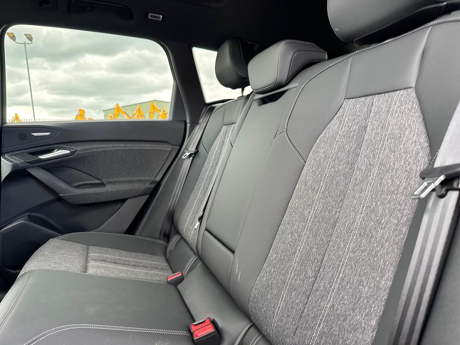 Used Audi Q6 e-tron 2025 for sale - 76164902: Photo 16