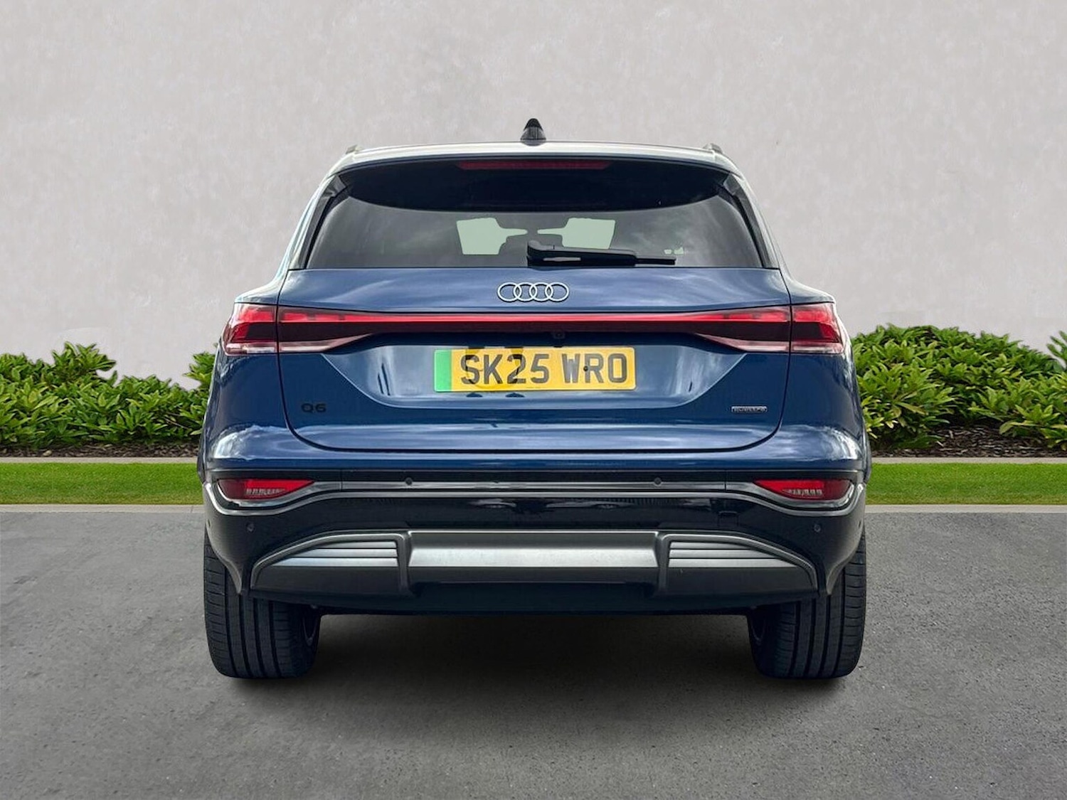 Used Audi Q6 e-tron 2025 for sale - 76164902: Photo 4