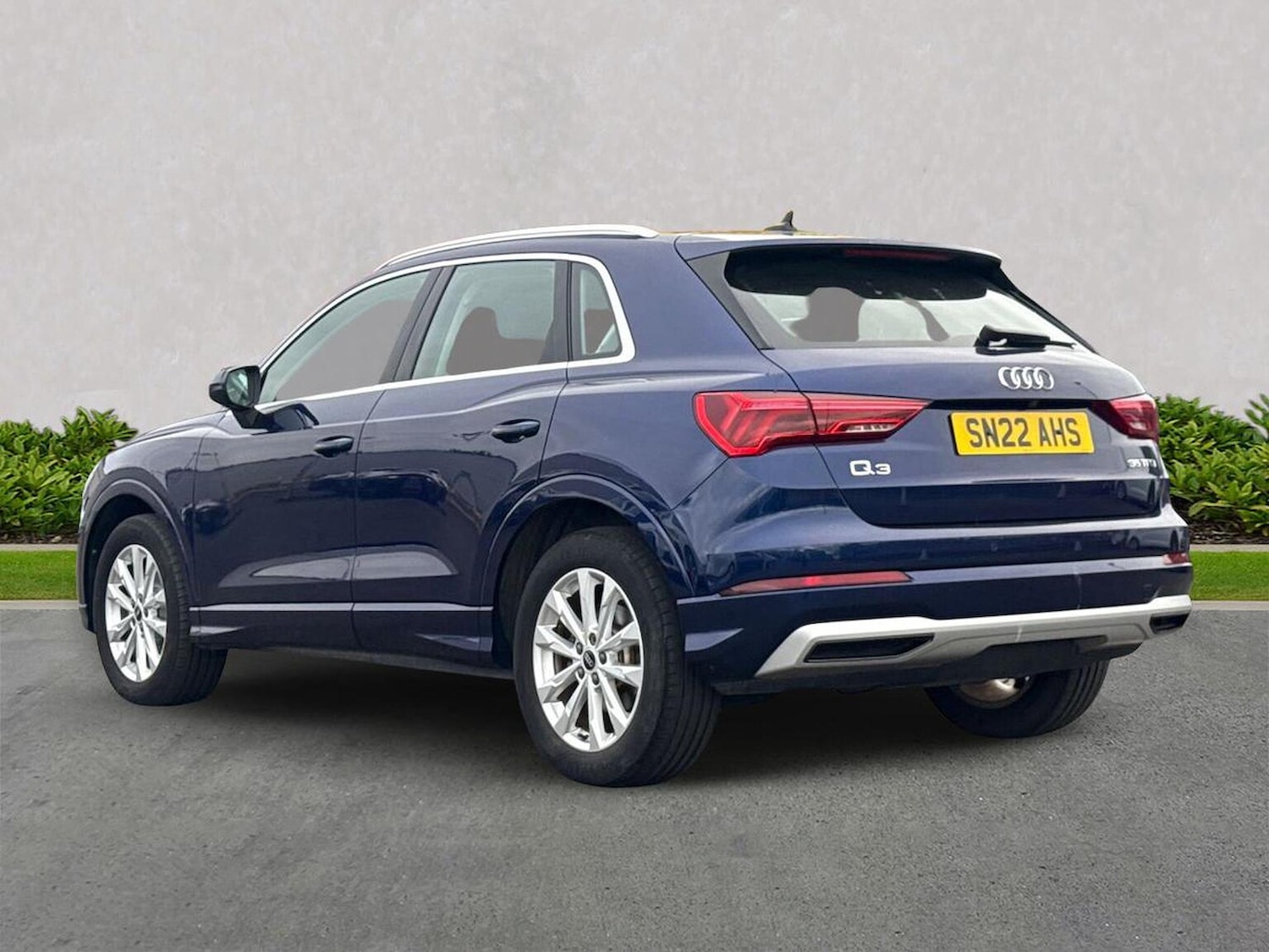 Used Audi Q3 2022 for sale - 76198359: Photo 2