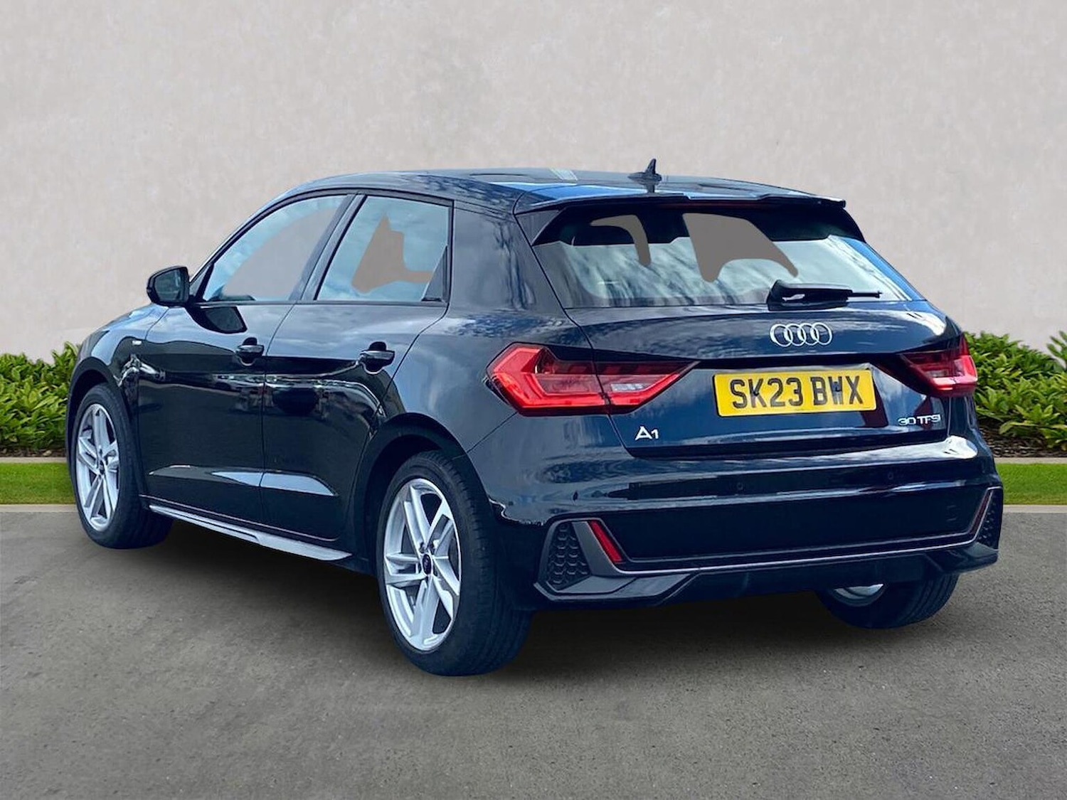Used Audi A1 2023 for sale - 76194533: Photo 2