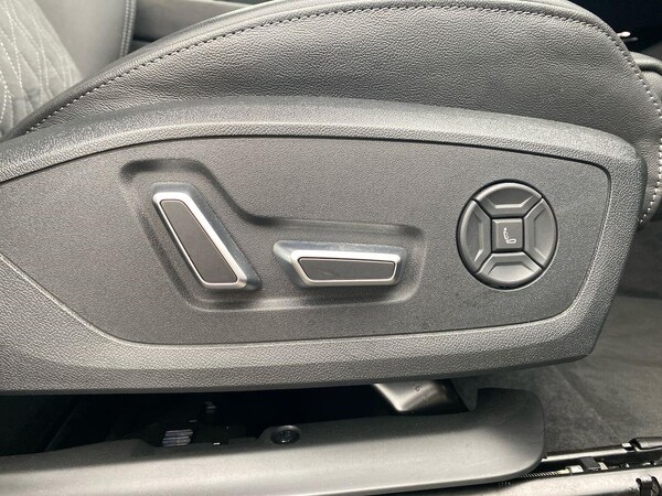 Used Audi Q6 e-tron 2025 for sale - 76225031: Photo 30