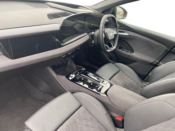Used Audi Q6 e-tron 2025 for sale - 76225031: Photo 7