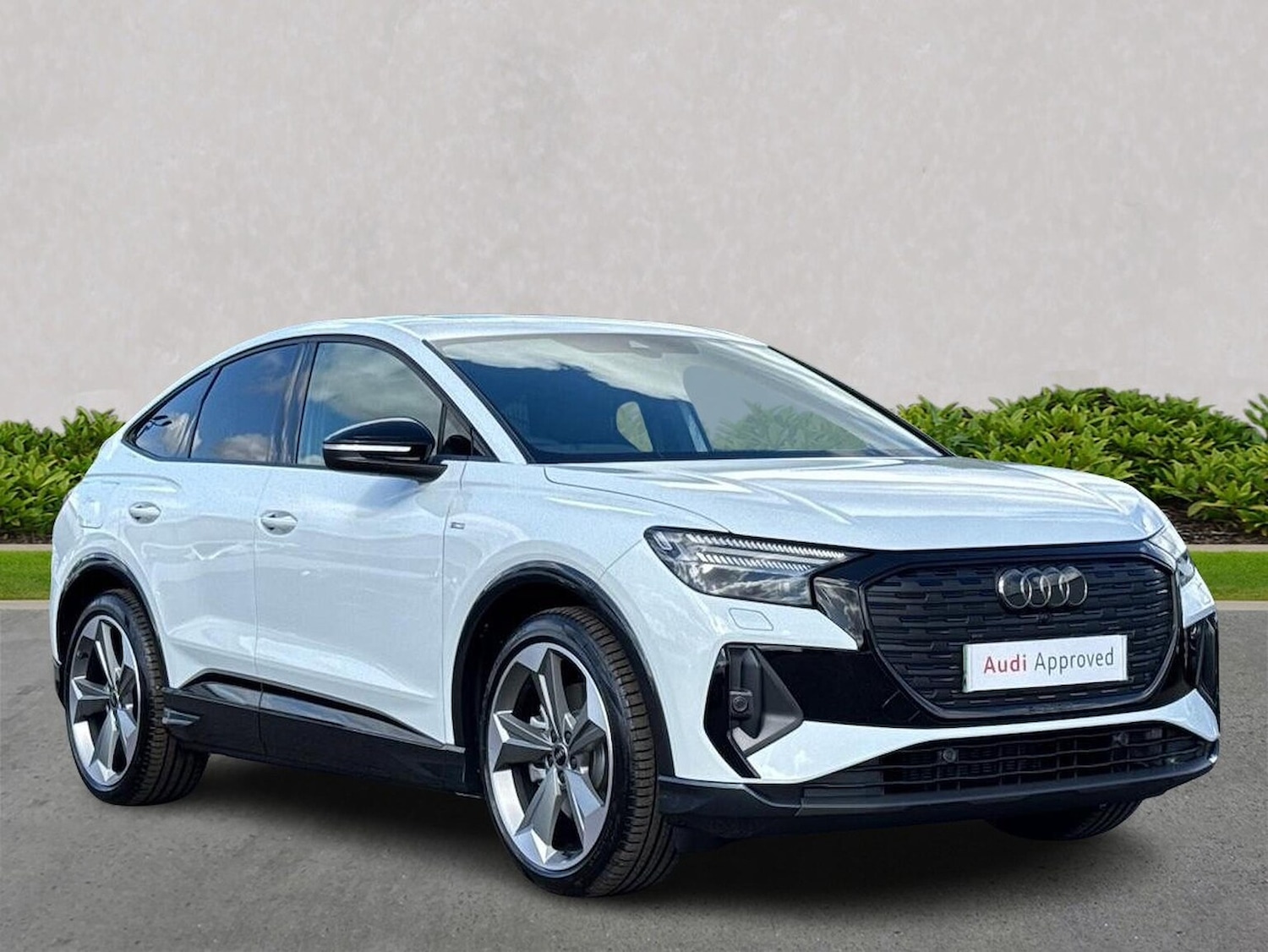 Used Audi Q4 e-tron 2025 for sale - 76193153: Photo 1