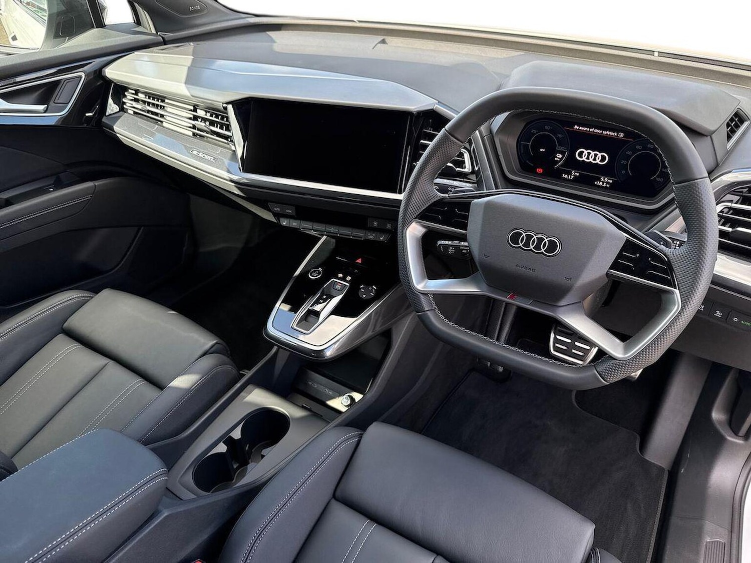 Used Audi Q4 e-tron 2025 for sale - 76193153: Photo 15