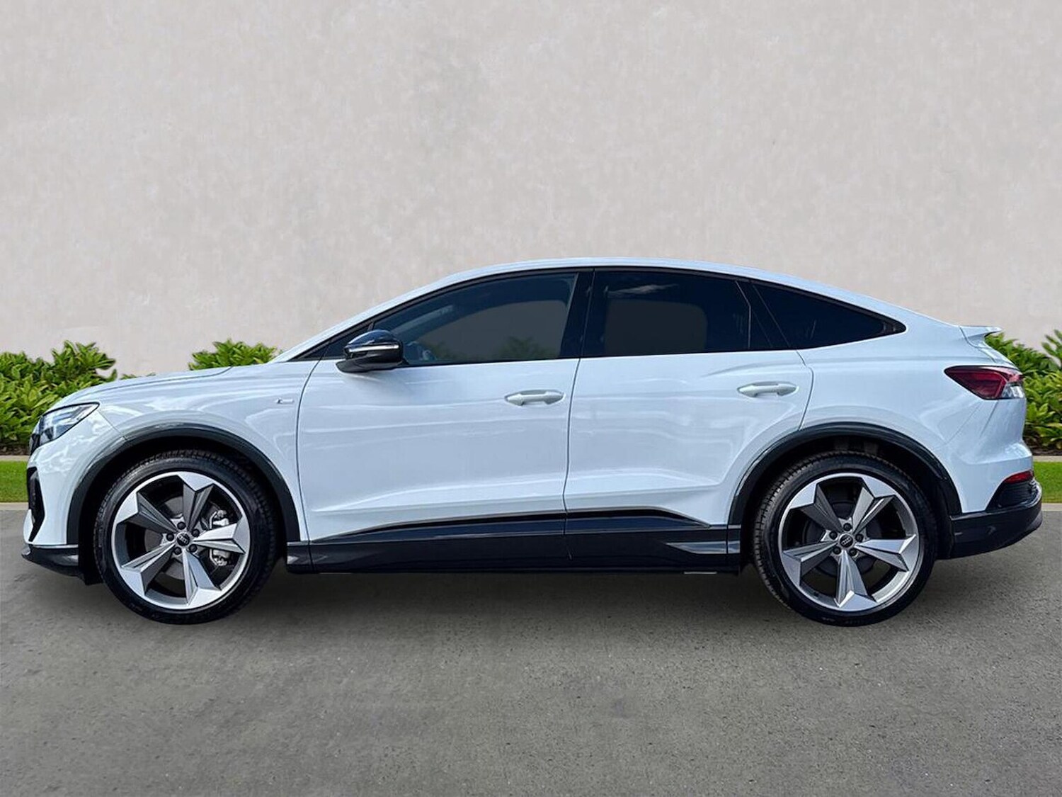 Used Audi Q4 e-tron 2025 for sale - 76193153: Photo 19