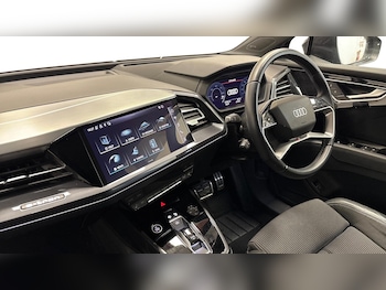Used Audi Q4 e-tron 2022 for sale - 75968878: Photo
