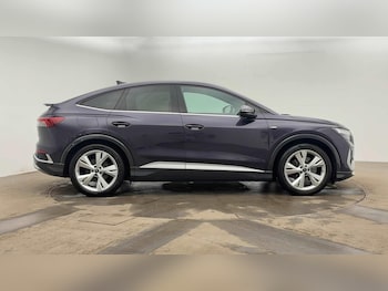 Used Audi Q4 e-tron 2022 for sale - 75968878: Photo