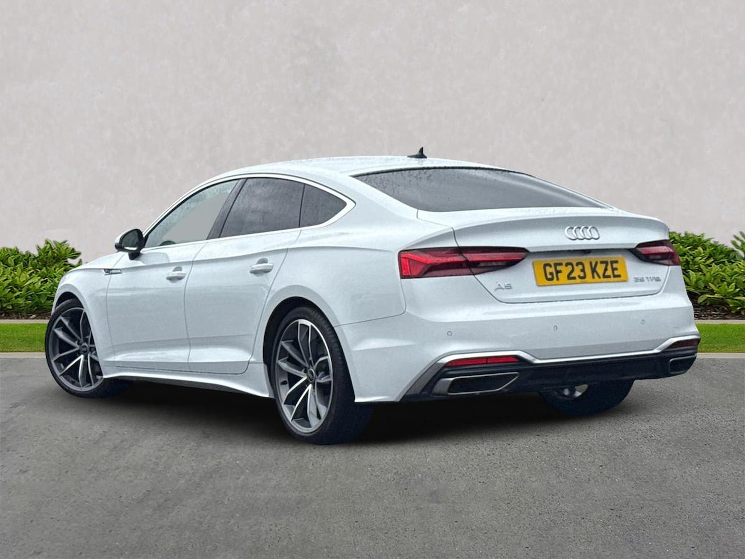 Used Audi A5 2023 for sale - 76142923: Photo 2