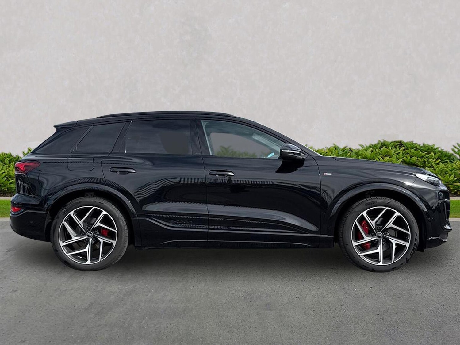 Used Audi Q6 e-tron 2025 for sale - 76164907: Photo 3