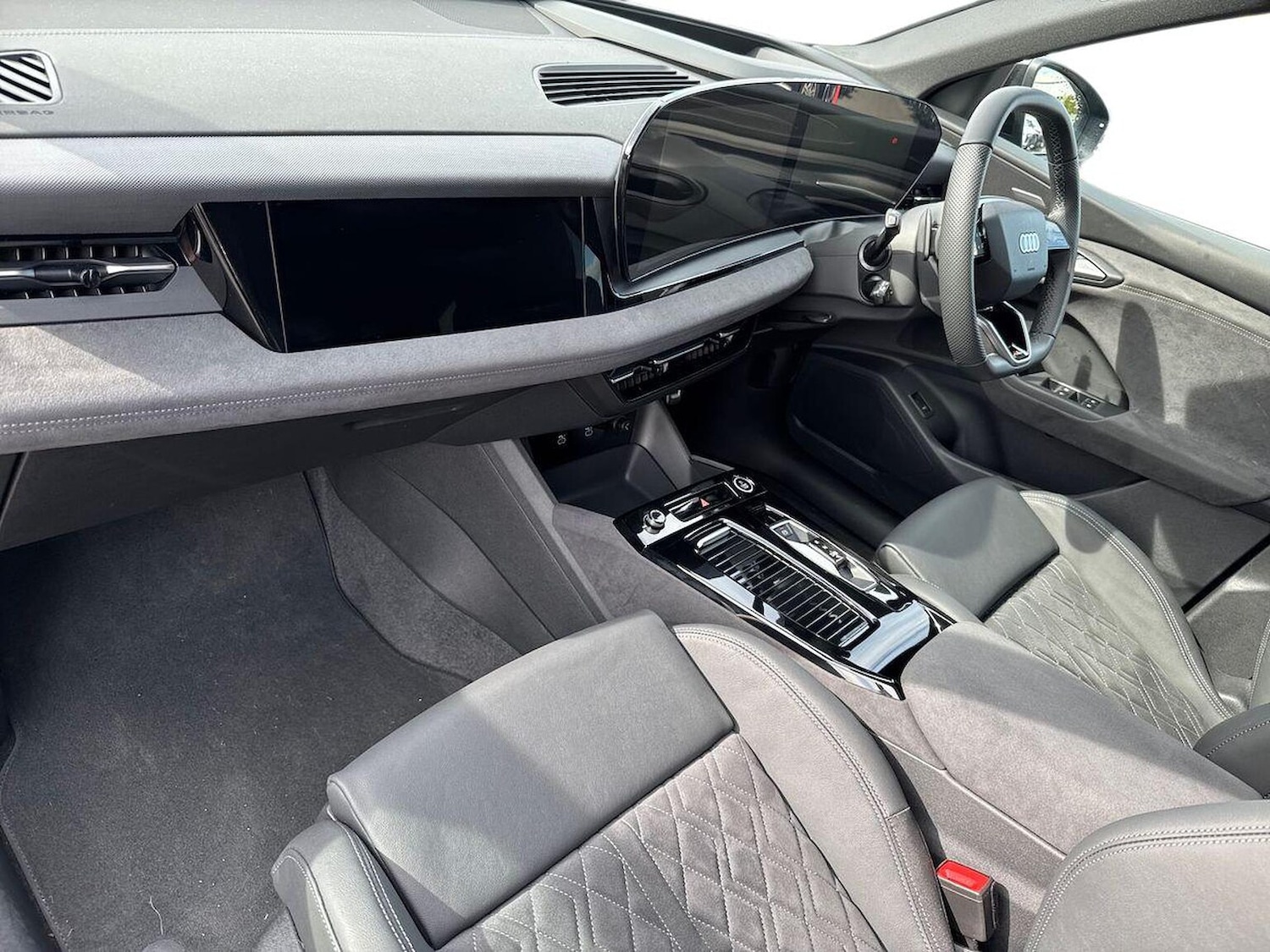 Used Audi Q6 e-tron 2025 for sale - 76164907: Photo 7