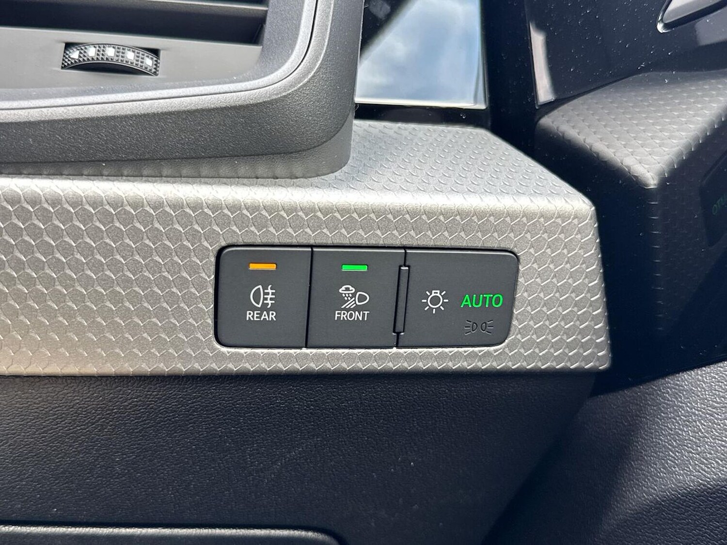 Vehicle 28