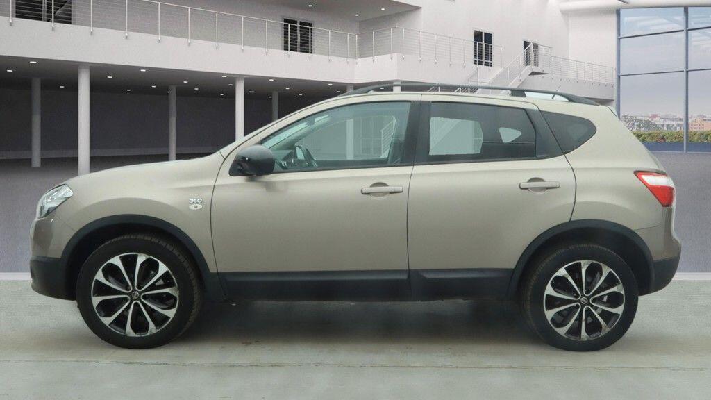 Used Nissan Qashqai 2013 for sale - 77784127: Photo 11