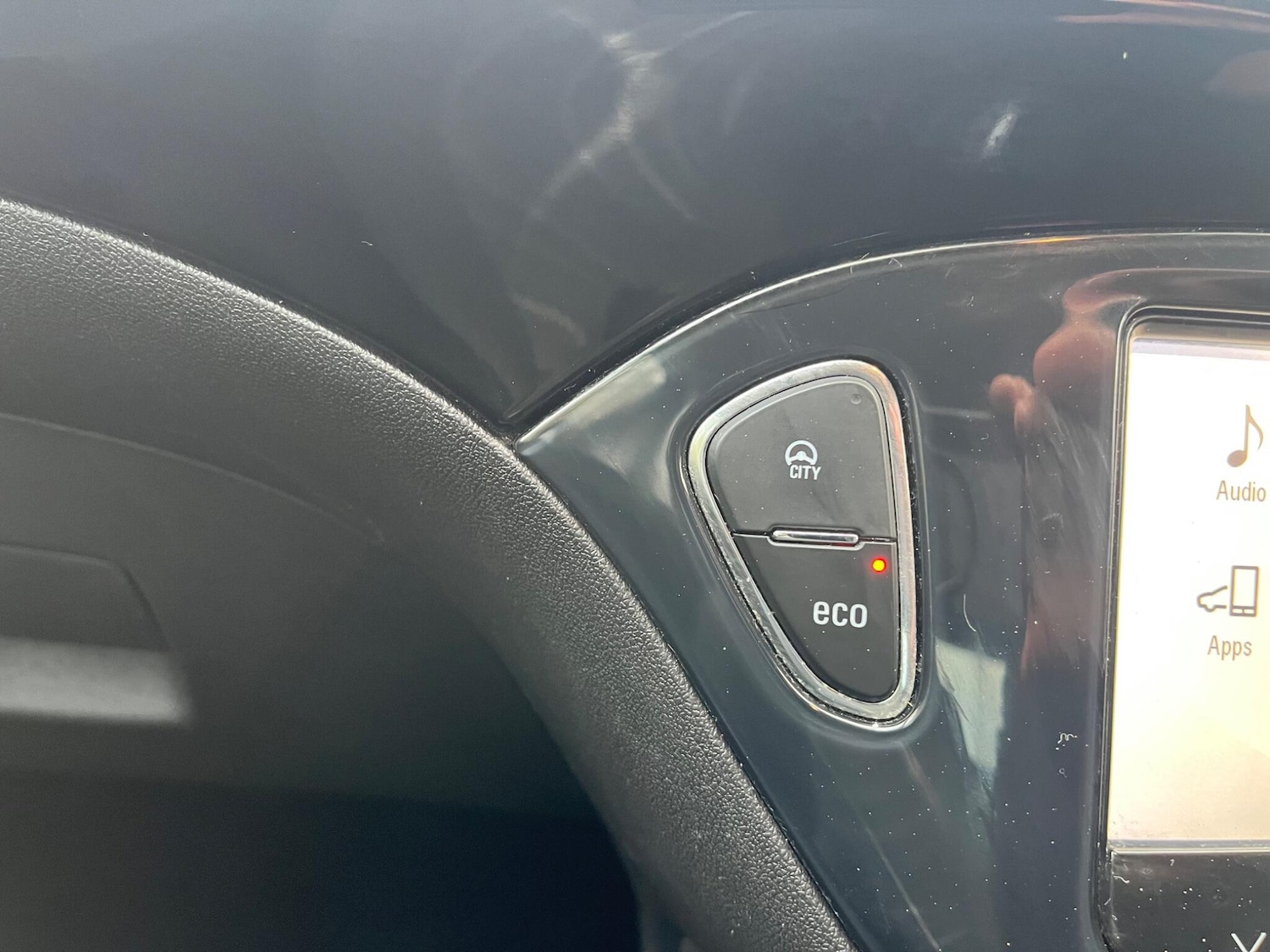 Used Vauxhall Corsa 2016 for sale - 77177793: Photo 18