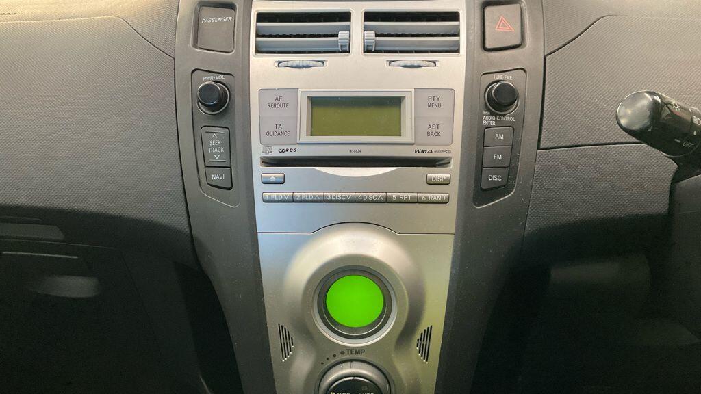 Used Toyota Yaris 2006 for sale - 77177795: Photo 2