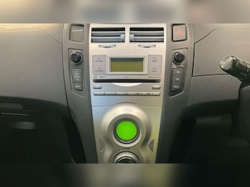 Used Toyota Yaris 2006 for sale - 77177795: Photo