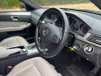 Used Mercedes-Benz E Class 2010 for sale - 79612891: Photo