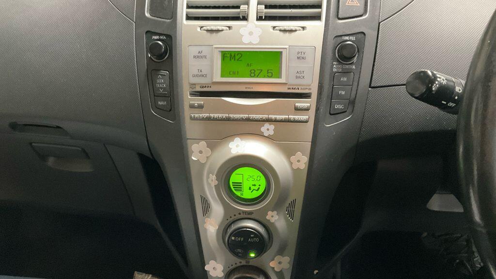 Used Toyota Yaris 2006 for sale - 77305157: Photo 3