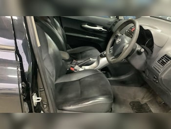 Used Toyota Auris 2011 for sale - 77177783: Photo