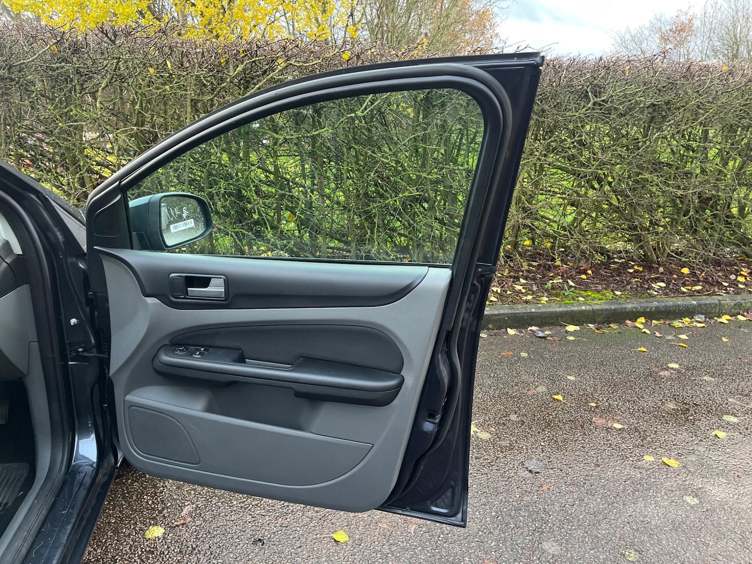 Used Ford Focus 2010 for sale - 77177787: Photo 16