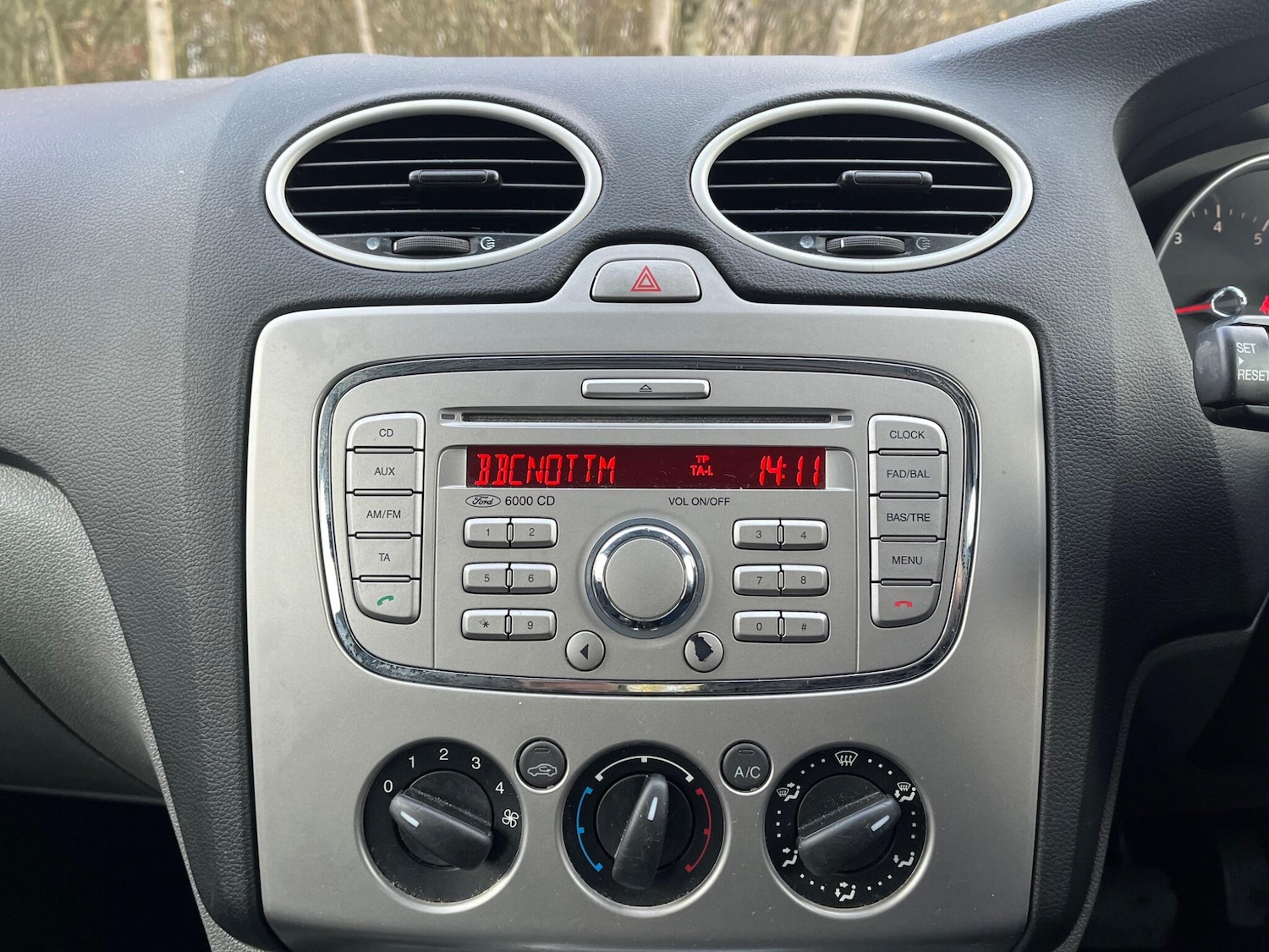 Used Ford Focus 2010 for sale - 77177787: Photo 4