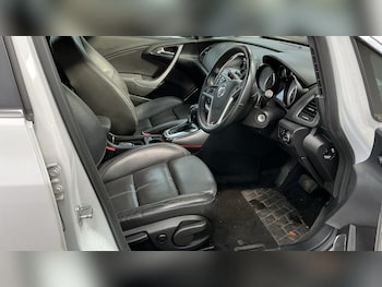 Used Vauxhall Astra 2011 for sale - 78383577: Photo