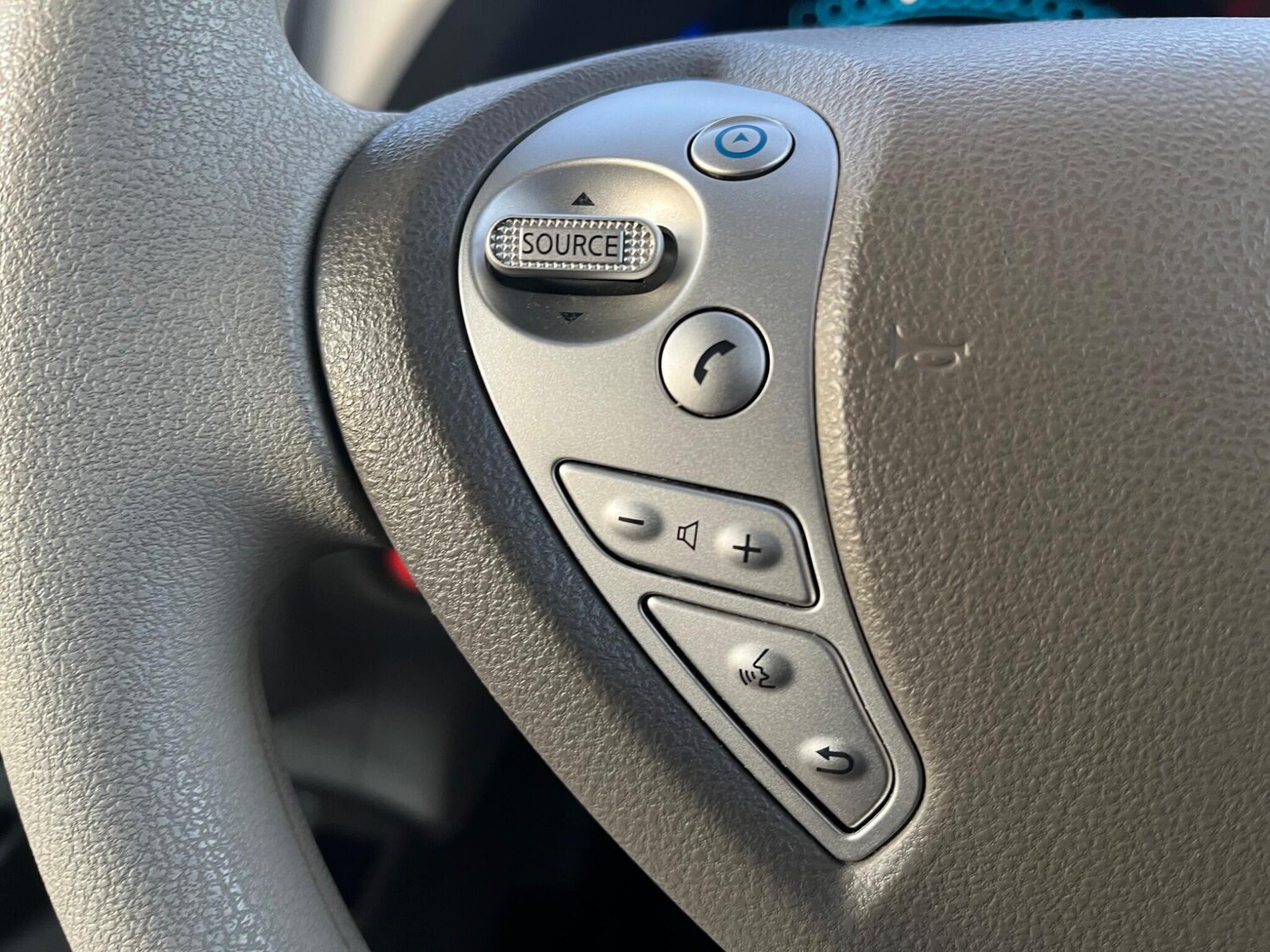 Used Nissan Leaf for sale - 77710131: Photo 19