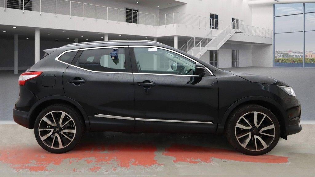 Used Nissan Qashqai 2014 for sale - 77484228: Photo 10