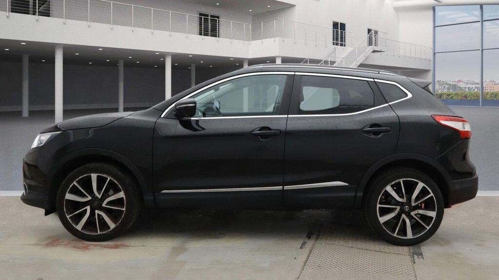 Used Nissan Qashqai 2014 for sale - 77484228: Photo 9