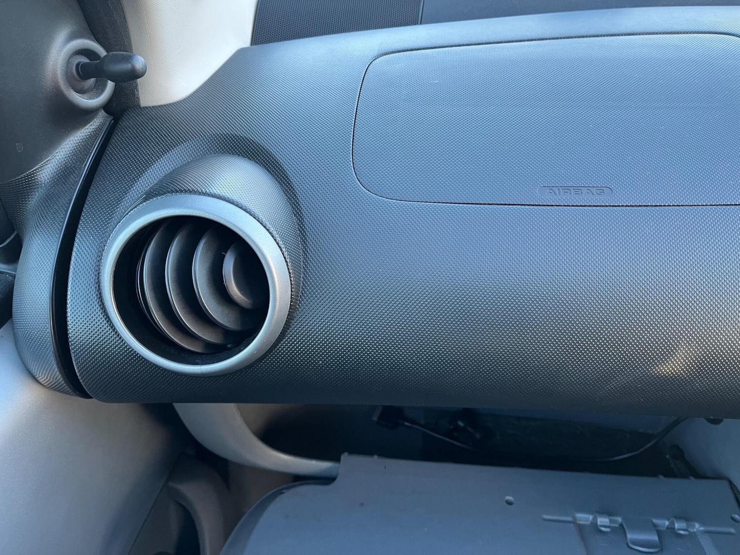 Used Toyota AYGO 2009 for sale - 77564665: Photo 12