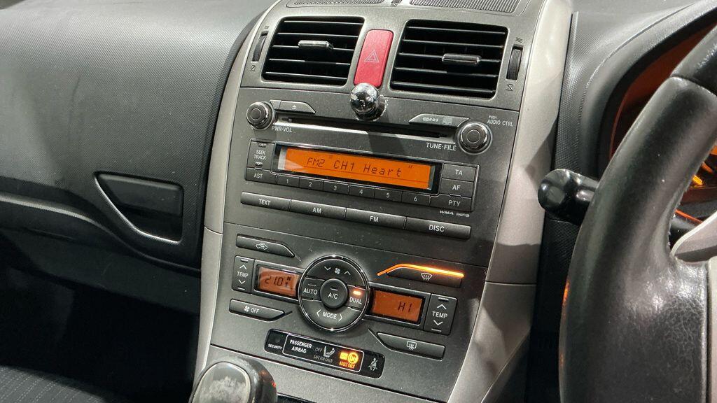 Used Toyota Auris 2009 for sale - 77358982: Photo 4