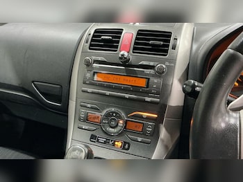 Used Toyota Auris 2009 for sale - 77358982: Photo