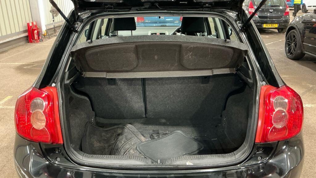 Used Toyota Auris 2009 for sale - 77358982: Photo 6